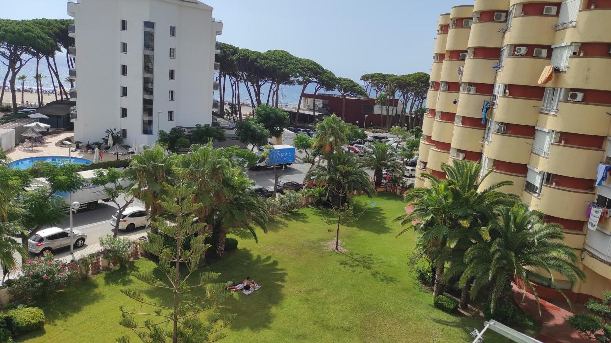 Promar Apartment La Pineda Luaran gambar